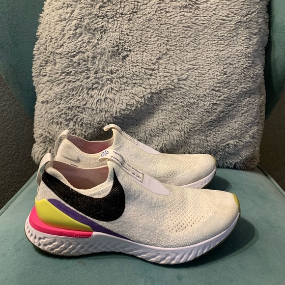 Nike Shoes - ✖️sold✖️Nike Epic Phantom React Flyknit Shoes